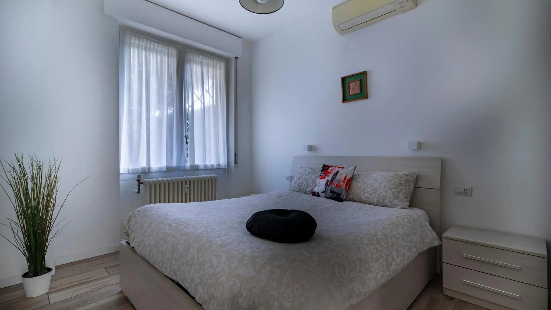 Апартаменты Casa Carozzi Милан 0*,  Италия
